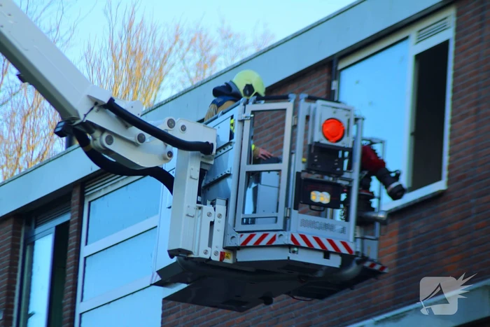 Rook stijgt op uit appartement