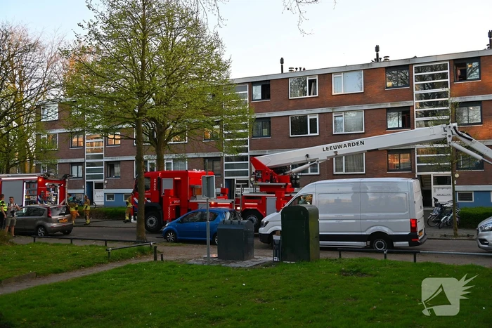 Rook stijgt op uit appartement