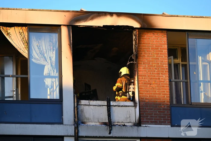 Rook stijgt op uit appartement