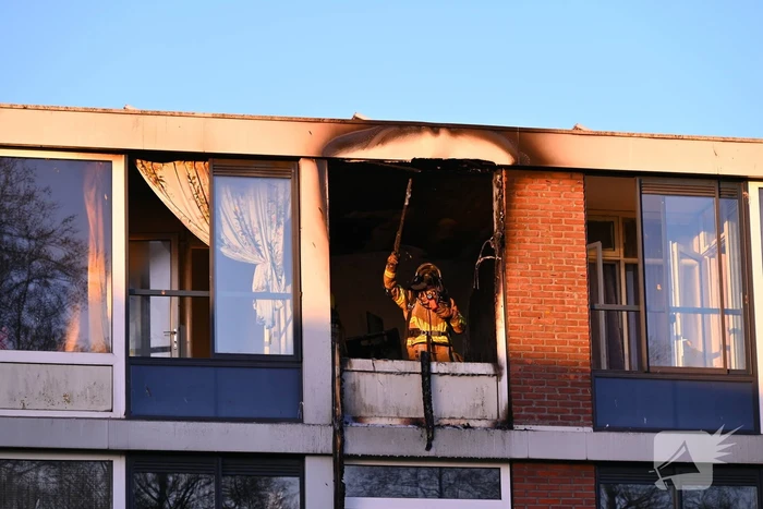 Rook stijgt op uit appartement