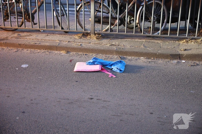 Fietser geschept bij voetgangersoversteekplaats