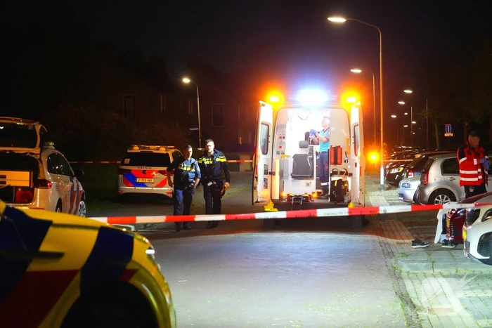Persoon gewond bij steekincident op straat