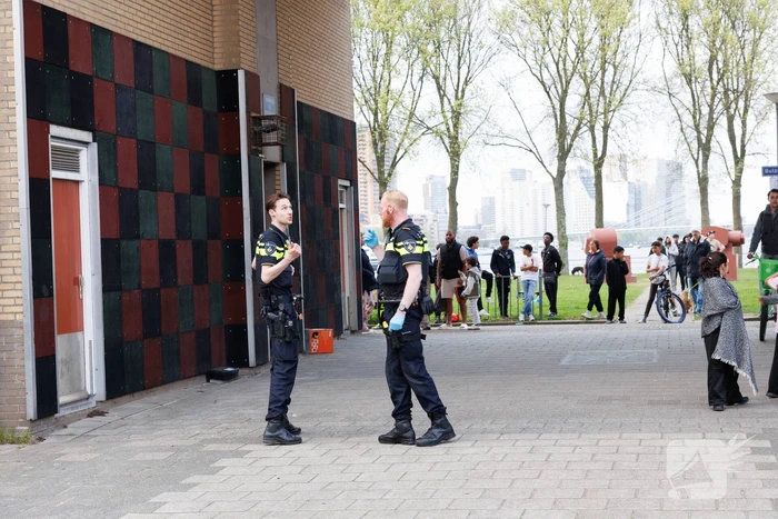 Politie doet onderzoek naar melding steekpartij