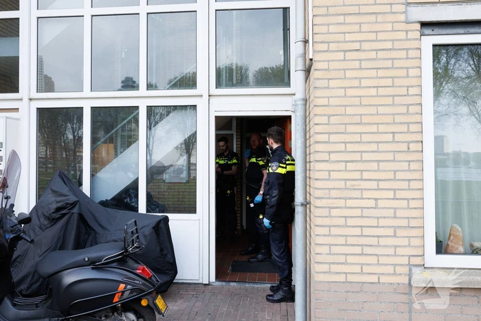 Politie doet onderzoek naar melding steekpartij