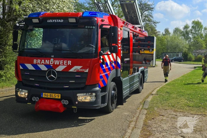 Brandweer forceert deur om pand binnen te komen