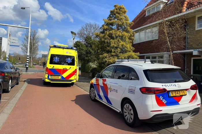 Kopstaart botsing tussen twee voertuigen