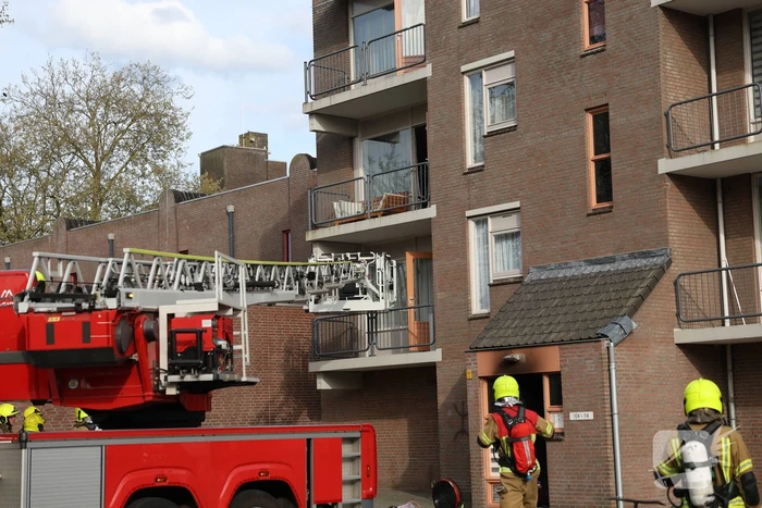 Brandweer ingezet voor woningbrand
