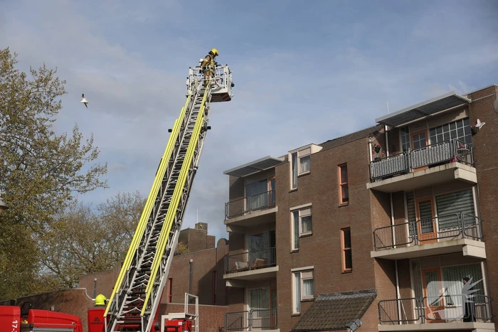 Brandweer ingezet voor woningbrand
