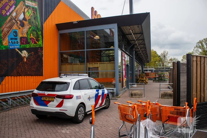 Onderzoek naar ruzie in bouwmarkt