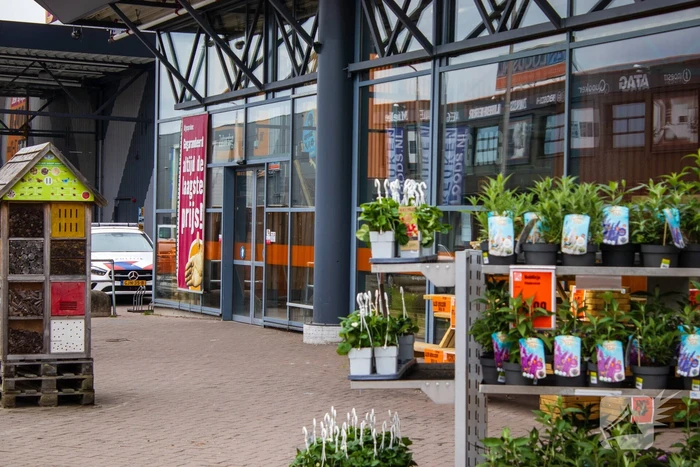 Onderzoek naar ruzie in bouwmarkt