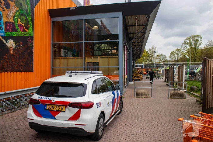 Onderzoek naar ruzie in bouwmarkt