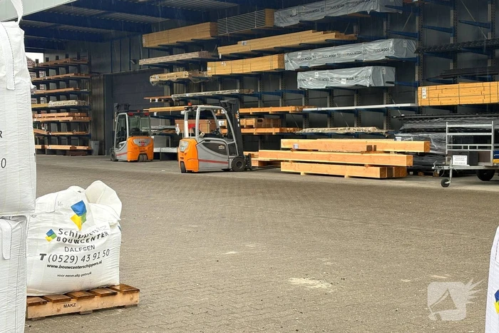 Persoon zwaargewond bij ongeval met heftruck