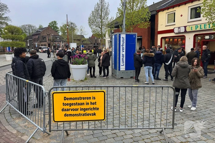 Extra veiligheidsmaatregelen bij protest tegen asielzoekerscentrum