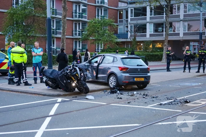 Zwaar ongeval tussen twee voertuigen