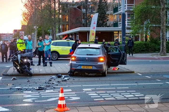 Zwaar ongeval tussen twee voertuigen