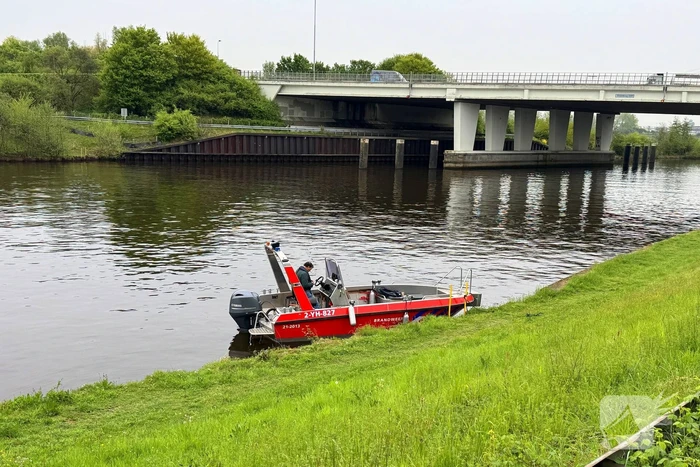 Meerdere brandweer eenheden ingezet voor brand in loods