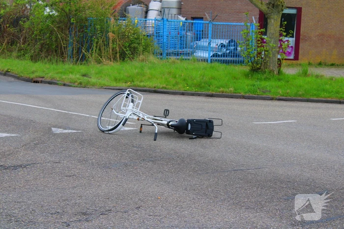 Botsing tussen fietser en bakwagen