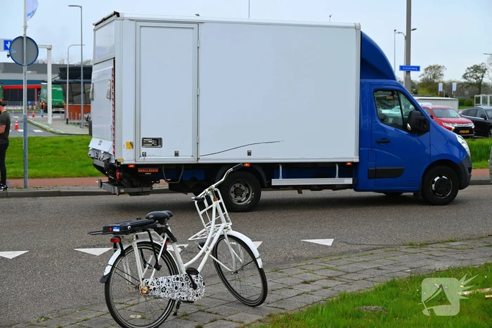 Botsing tussen fietser en bakwagen