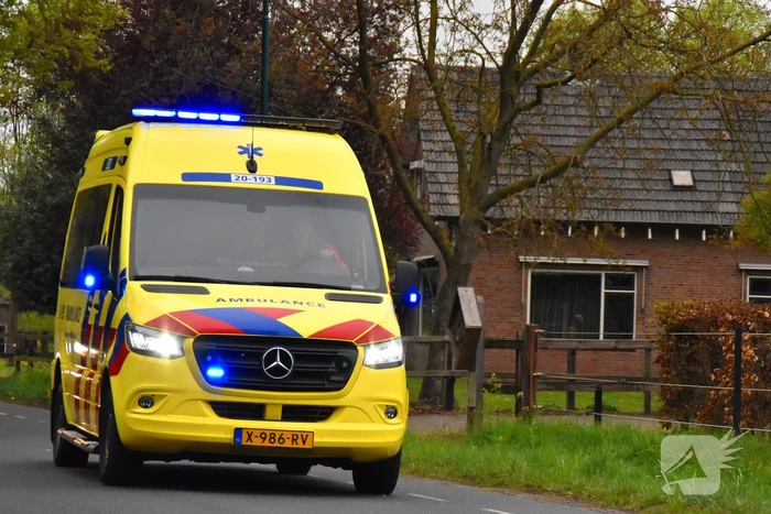 Traumateam ingezet voor medische noodsituatie op manege
