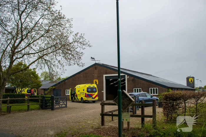 Traumateam ingezet voor medische noodsituatie op manege