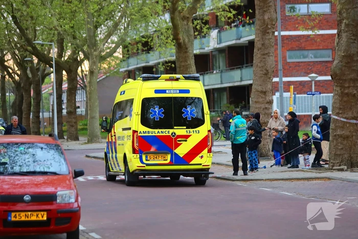 Woning zwart geblakerd na felle brand