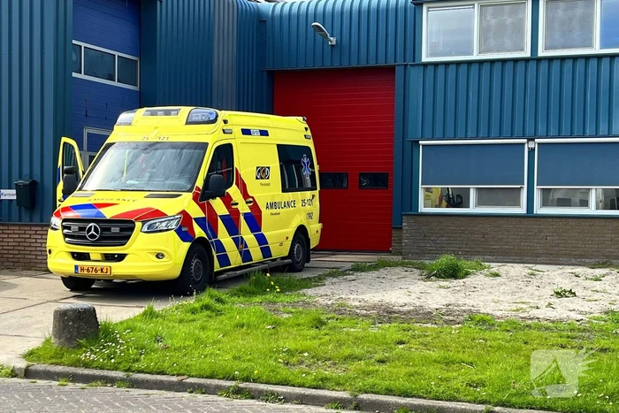 Medewerker gewond door beknelling