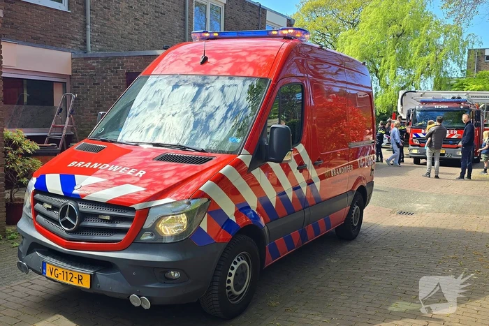 Brand in schoorsteen snel onder controle