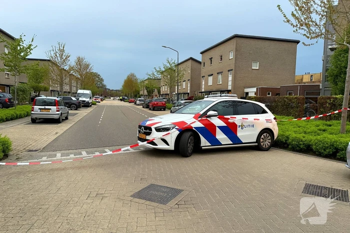 Arrestatieteam doet inval in woning