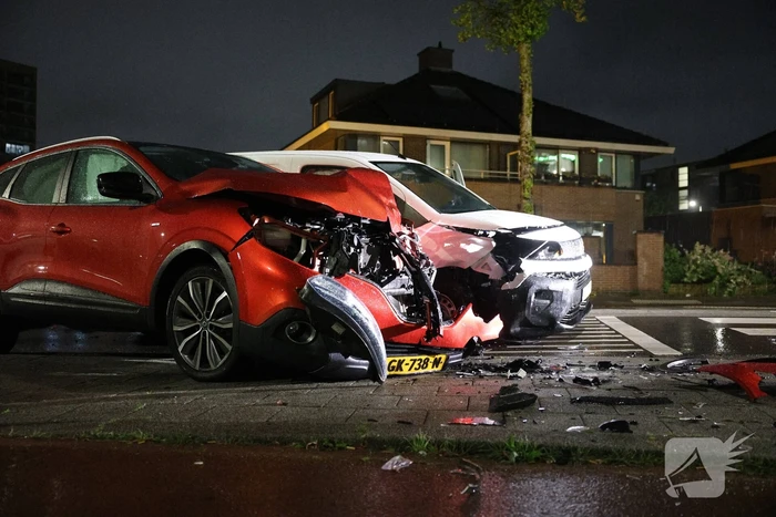 Drie beveiligingsauto's betrokken bij ongeval