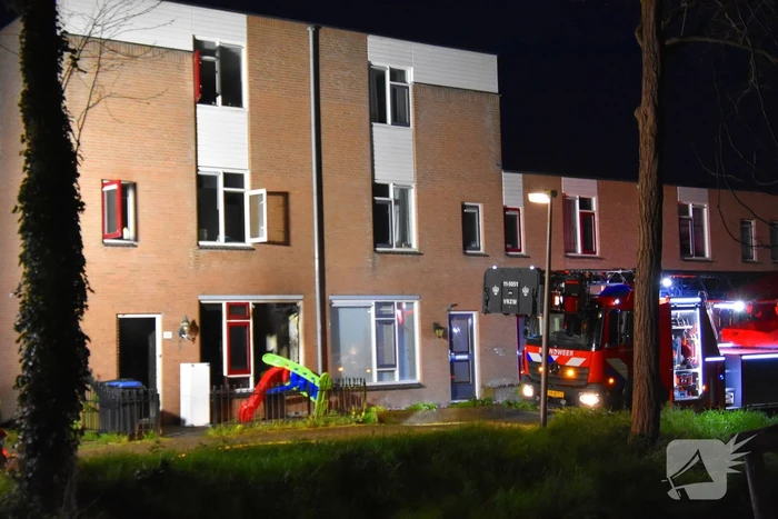 Politie start onderzoek naar woningbrand