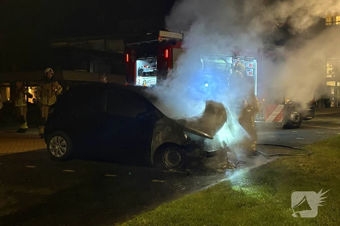 Onderzoek naar oorzaak van autobrand