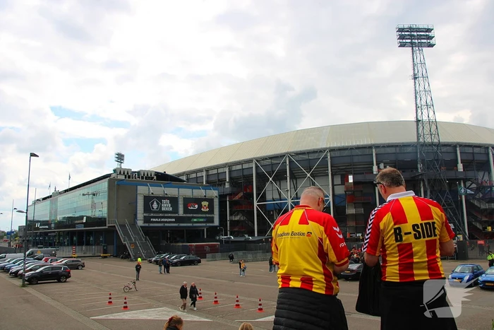 Spanning bij supporters voor bekerfinale