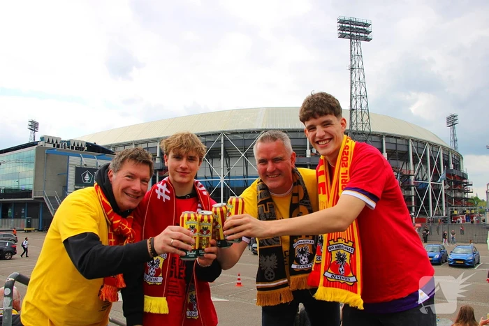 Spanning bij supporters voor bekerfinale