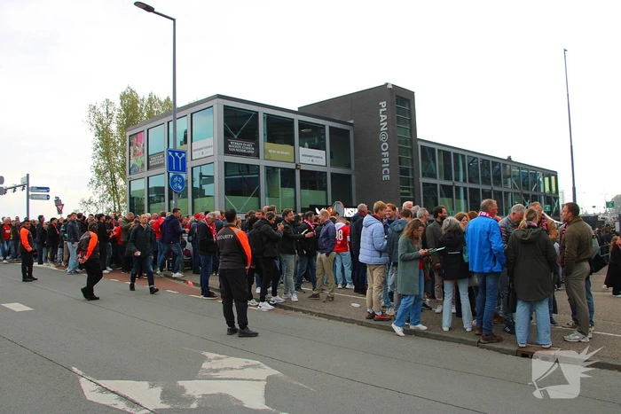 Spanning bij supporters voor bekerfinale
