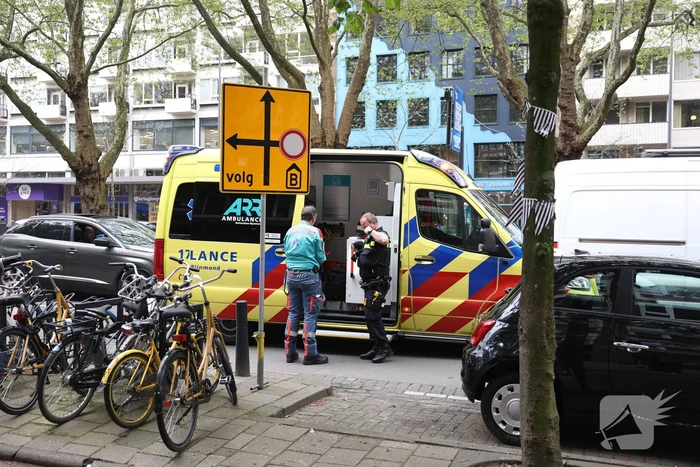 Gewonde en aanhoudingen bij steekincident
