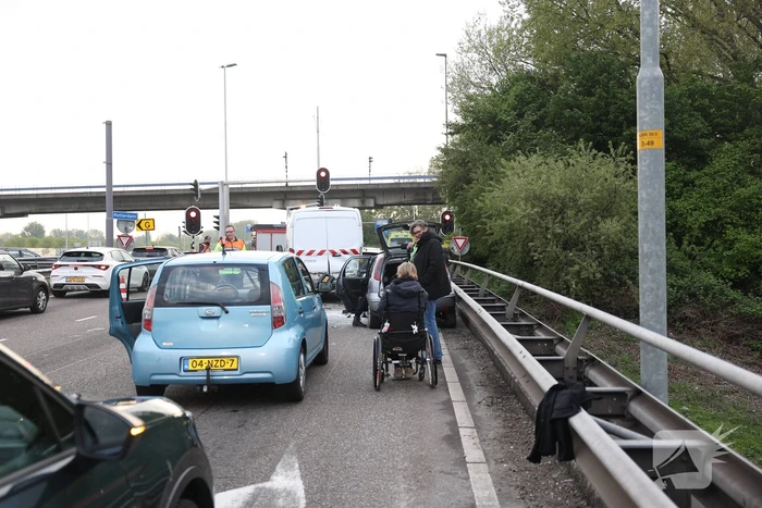 Drie voertuigen betrokken bij aanrijding