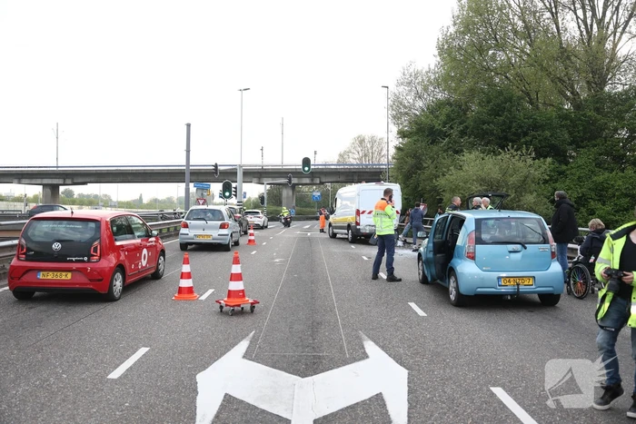 Drie voertuigen betrokken bij aanrijding