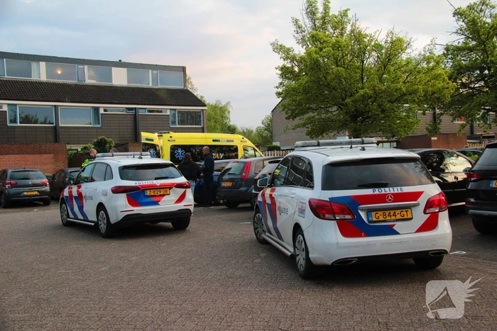 Meerdere politie-eenheden ingezet na melding steekpartij