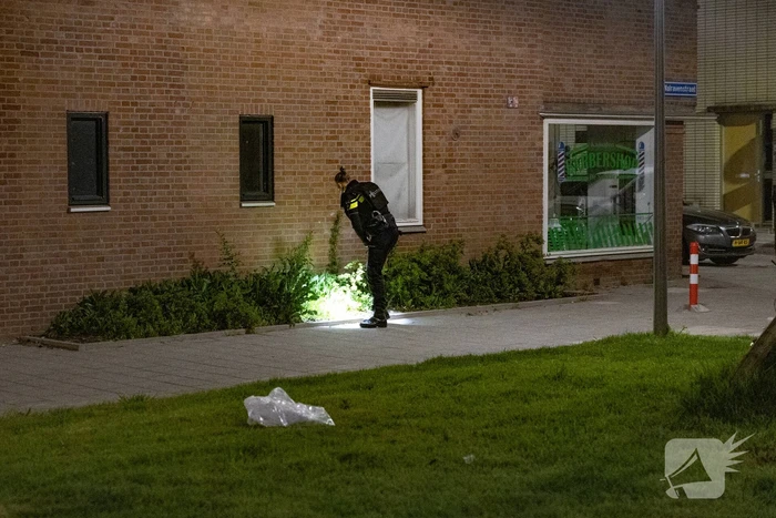 Politie valt woning binnen na melding vuurwapen
