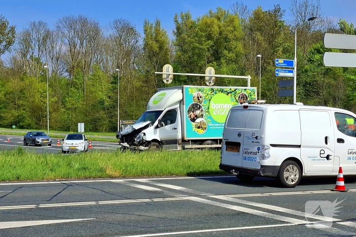 Politie botst tijdens achtervolgen van motorrijder