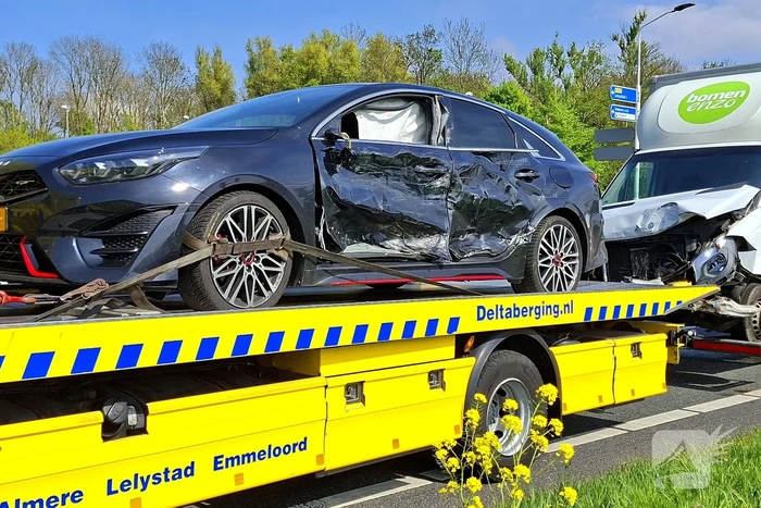 Politie botst tijdens achtervolgen van motorrijder
