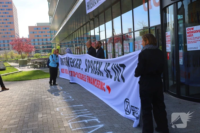 Demonstratie bij ING kantoorgebouw