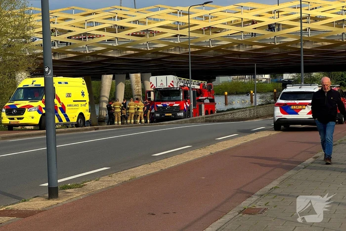 Persoon raakt te water en overlijd