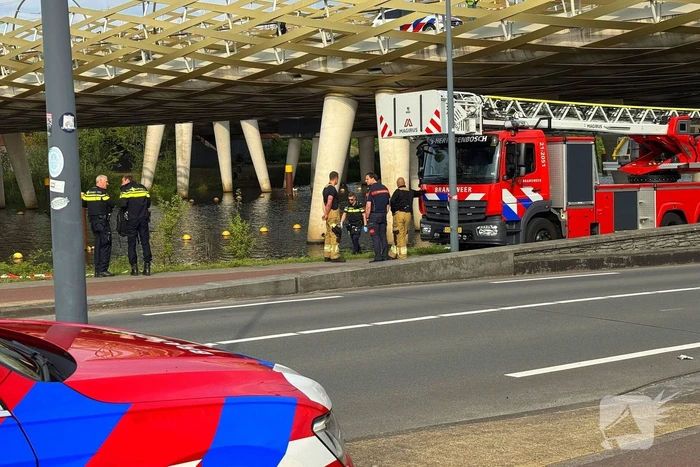 Persoon raakt te water en overlijd