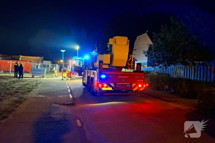 Brandweer druk met meerdere afval branden
