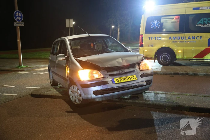 Kop-staart aanrijding tussen auto's
