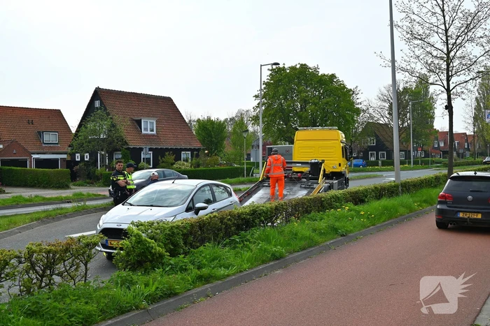 Oudere rijdt spook en komt in botsing met vrachtwagen