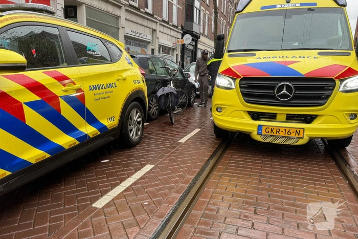 Fietser gewond aan been na aanrijding