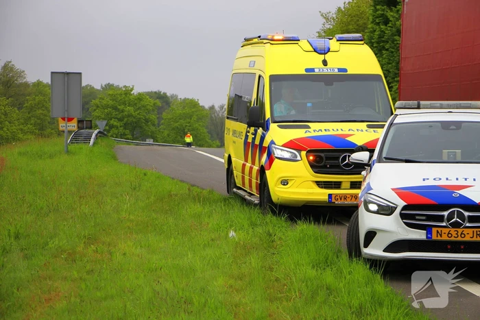 Meerdere voertuigen betrokken bij aanrijding op afrit