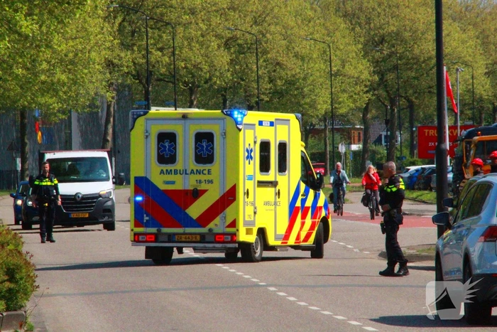 Traumahelikopter landt voor medische noodsituatie